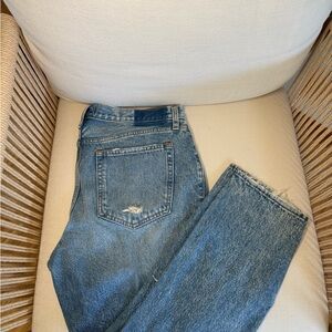 Abercrombie & Fitch High Rise Mom Jean